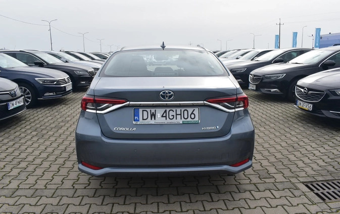 Toyota Corolla cena 79400 przebieg: 99118, rok produkcji 2019 z Nowogard małe 667